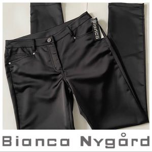 NWT Sz 6 Black Shiny Skinny 5 Pocket Pants